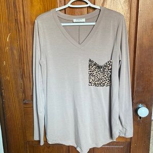 Tan Zenana top with animal print pocket size large